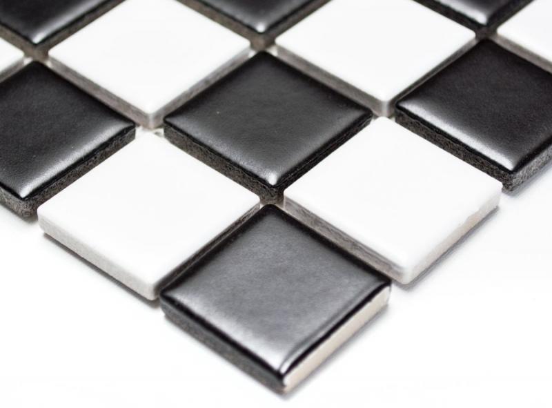 Mosaico dipinto a mano in ceramica a scacchiera nero bianco opaco MOS18-0305_m