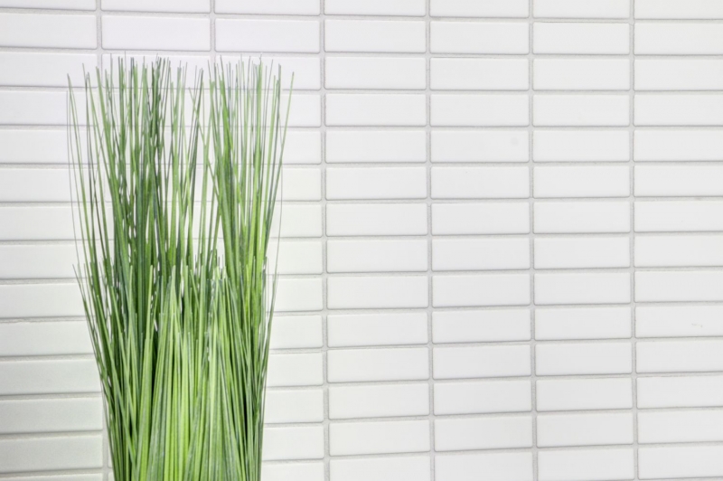 Piastrelle a mosaico decorate a mano in ceramica aste bianche lucide backsplash cucina MOS24-0102_m
