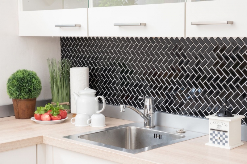 Piastrella di mosaico a mano in ceramica a spina di pesce nera lucida piastrella di mosaico per pavimento MOS24-CHB6BG_m