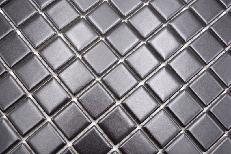 Campione a mano di piastrelle a mosaico in ceramica nera opaca Backsplash di cucina MOS18D-0311_m