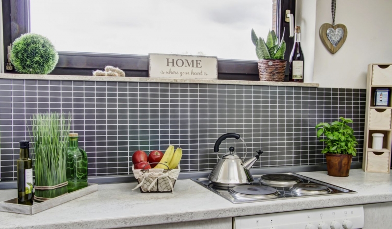 Piastrella di mosaico dipinta a mano ceramica metallo grigio aste metallo opaco MOS24B-0211_m