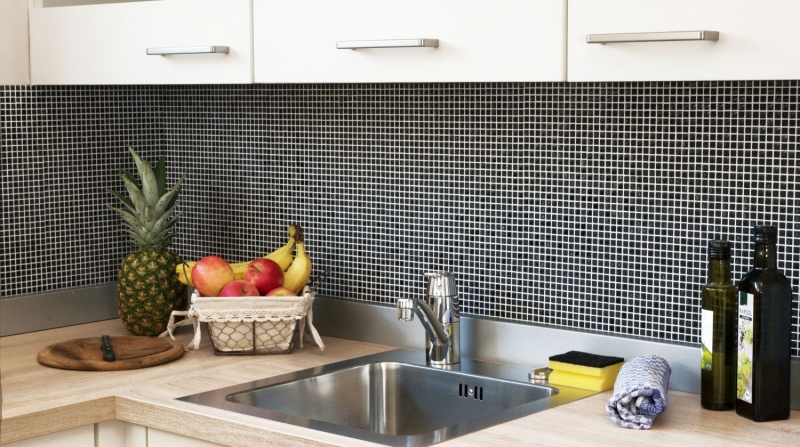 Mosaico dipinto a mano ECO Recycling GLAS Smalto nero opaco MOS140-01B_m