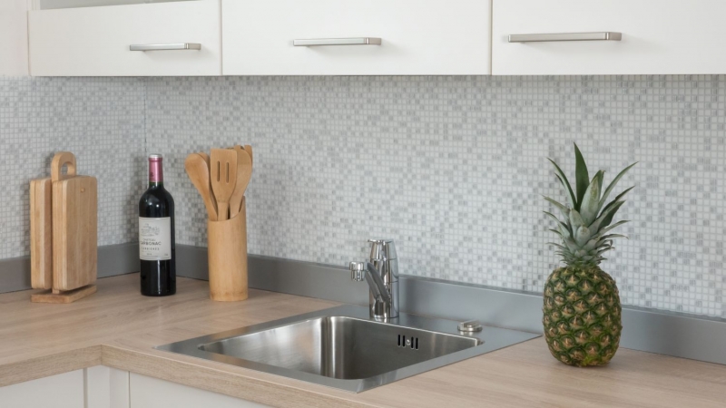 Mosaico dipinto a mano ECO Recycling GLAS Smalto bianco opaco MOS140-07W_m