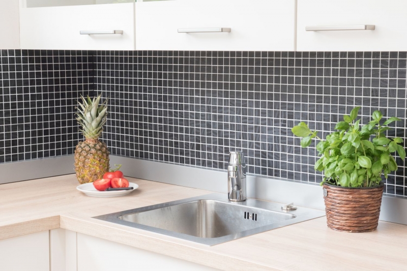 Piastrella di mosaico campione a mano ECO Recycling GLAS ECO nero antracite MOS360-03_m
