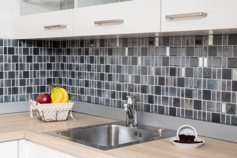 Piastrella di mosaico modellata a mano Combinazione di grigio traslucido e grigio cangiante MOS68-0213G_m