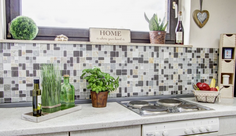 Piastrella di mosaico campione dipinta a mano Rivestimento traslucido grigio marrone Combinazione di mosaico di vetro Pietra di cristallo grigio marrone MOS88-0206_m