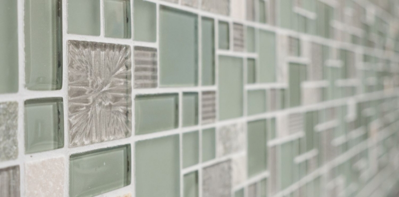 Piastrella di mosaico dipinta a mano Backsplash di piastrelle Grigio traslucido Combinazione di mosaico di vetro Pietra di cristallo chiara grigio opaco MOS88-MC669_m