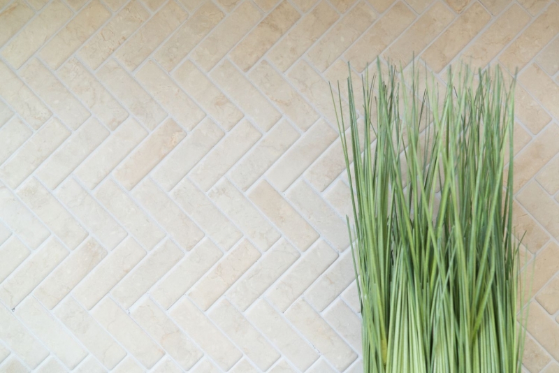 Mosaico ceramico a spina di pesce effetto pietra beige chiaro backsplash cucina MOS24-SO54_f | 10 tappetini a mosaico