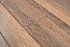 Campione a mano in alluminio composito effetto legno Legno marrone Rivestimento di livello MOS200-51WBL_m