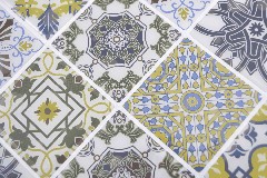 Campione a mano di quadretti vinilici di colore retrò per pareti a specchio MOSvinyl-retro_m