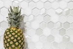 Piastrella di mosaico decorata a mano Backsplash di piastrelle Bianco traslucido Mosaico di vetro esagonale Pietra di cristallo 3D bianco MOS11D-HXN11_m
