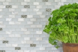 Piastrella di mosaico decorata a mano Backsplash di piastrelle Bianco traslucido Brick Mosaico di vetro Pietra di cristallo Shell white MOS87-B01S_m